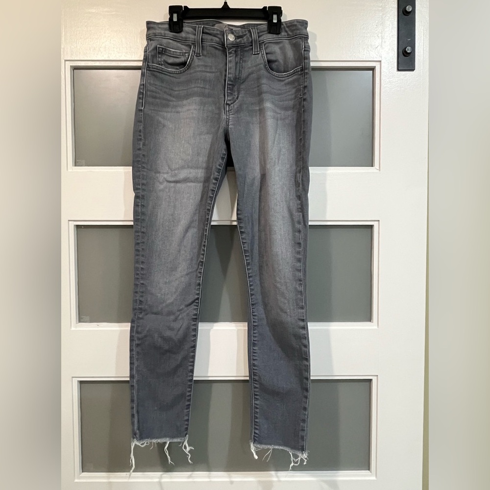 Joe’s jeans gray 28 distressed hem frayed